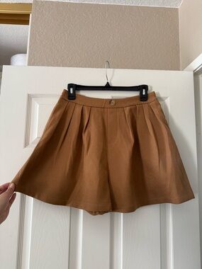 Brown Pleated High Waisted Shorts with Pockets